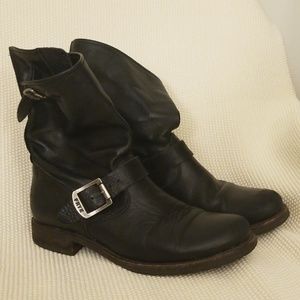 Frye Veronica Short Boot